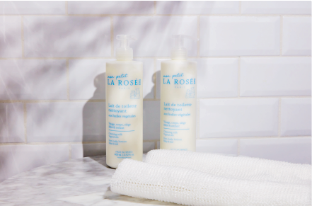 5 raisons d’adopter notre lait de toilette nettoyant pour les bébés !